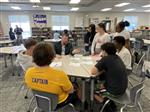 students working collaboratively